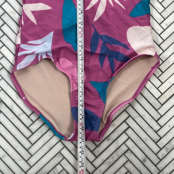 COPY - Modern minimalist bathing suit abstract floral - Picture 3 of 4